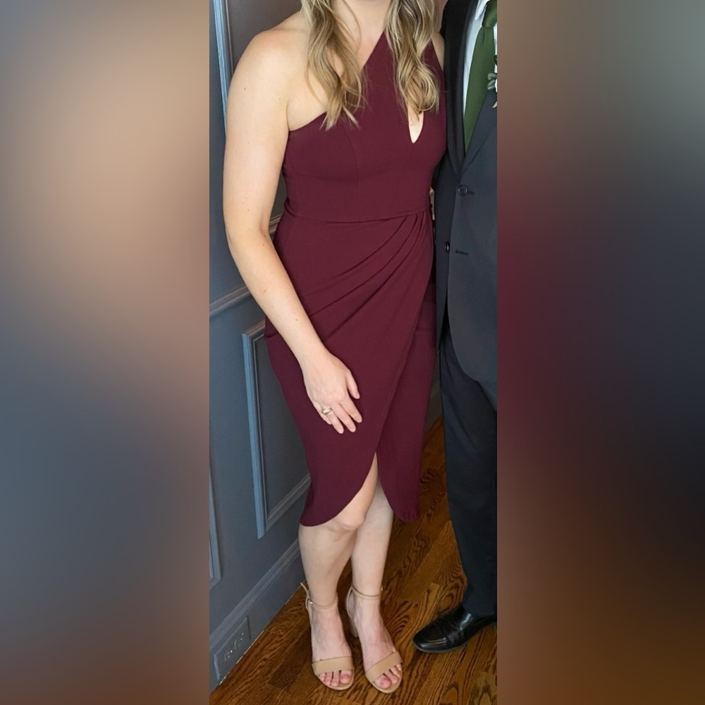 Lulus So Flirty Burgundy One-shoulder Cutout Asymmetrical Dress - WORN ONCE - Picture 2 of 2
